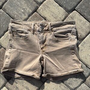 American Eagle Midi Super Stretch Tan Shorts Size 6